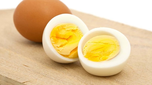 Is it true that eating hard-boiled eggs for dinner can kill us?